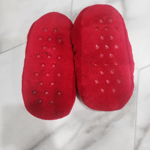 Disney Red Mickey Mouse Kids Slippers - Picture 9 of 10